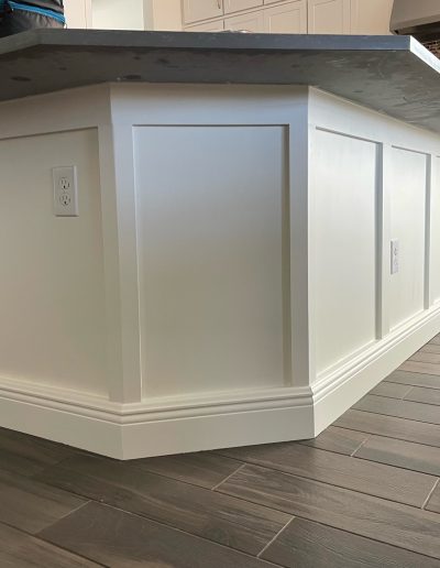 Decorative Molding on Kitchen Island | New Tampa